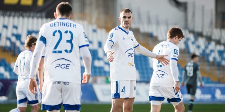 Mielec: Ciągle patrzymy z nadzieją…