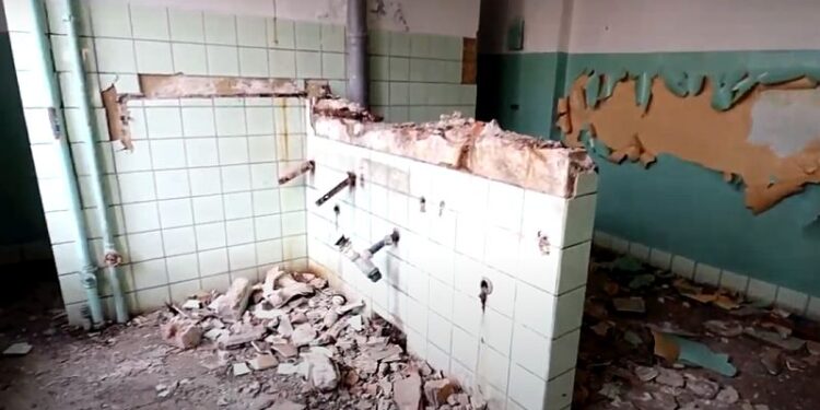 Pustków: Budynek czeka na swojego kupca