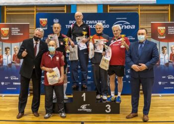 Tarnobrzeg, Gliwice. 80-latek zdobył brązowy medal  w turnieju tenisa stołowego.