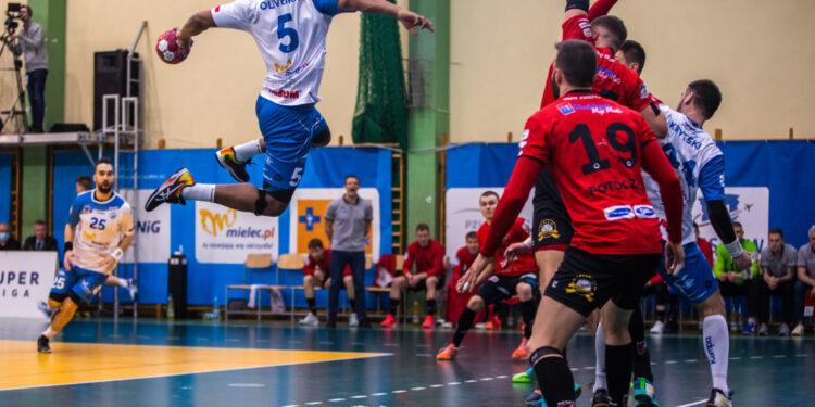 Radomyśl Wielki: Restauratorzy zwolnieni z opłat za zezwolenia