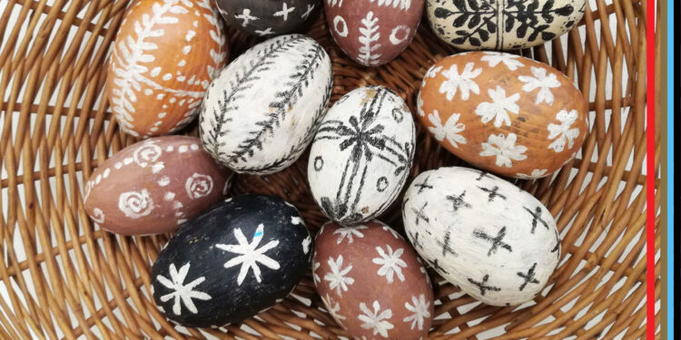 Stalowa Wola: Ludowe wzory na pisankach współczesną inspirację
