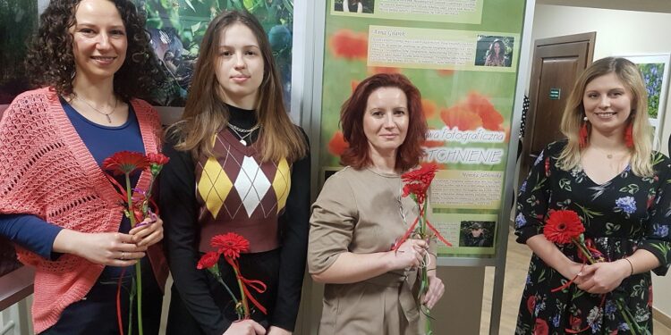 Tarnobrzeg. „Kobiece tchnienie” w siedzibie Centrum Natura 2000.