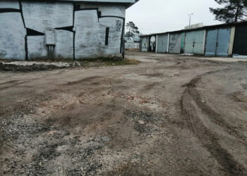 Stalowa Wola: Teren przy garażach za rupieciarnią czeka na remont