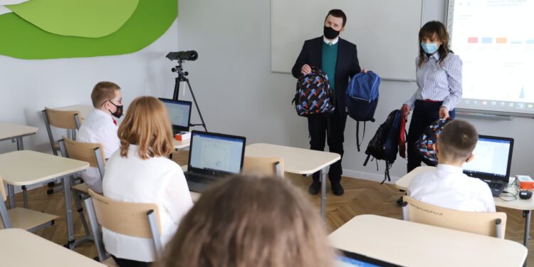 Ostrowiec Św.: Remonty w czasie pandemii