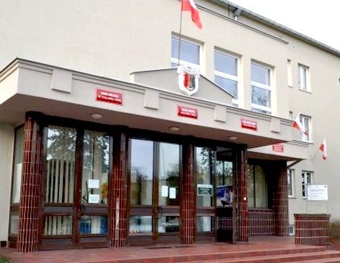 Stalowa Wola: Na sesji o nagrodach dla urzędników.