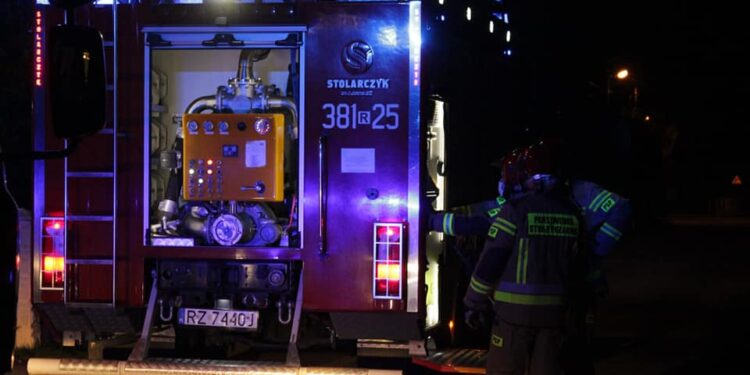 Stale. Ośmiolatka powiadomiła strażaków o pożarze