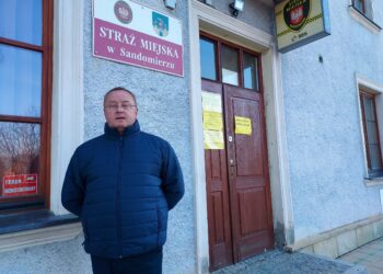 Sandomierz: Stop nielegalnemu zaśmiecaniu miasta.