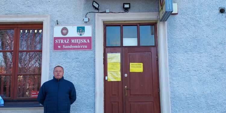 Rozmowa z nowym komendantem Straży Miejskiej w Sandomierzu Jackiem Kuligą.