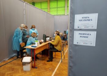 Sandomierz: Ruszył punkt szczepień powszechnych przeciw COVID-19.