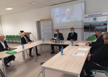 Tarnobrzeg. powiat tarnobrzeski. Z korzyścią dla uczniów i nauczycieli