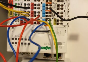 Sandomierz: Studenci mechatroniki UJK zdobywają doświadczenie w największych zakładach przemysłowych.