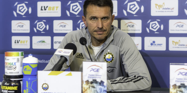 Mielec: Stal Mielec bez Ojrzyńskiego.