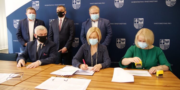 Zawichost, Bogoria, Kurozwęki: Pieniądze na rehabilitację osób niepełnosprawnych.