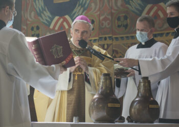 Sandomierz: „Co kryje się pod koloratką?” – refleksje o kapłaństwie.