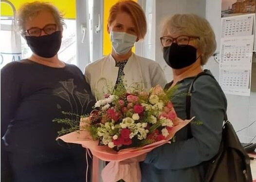 Sandomierz: Kwiaty i serdeczności – amazonki cieszą się z nowej poradni.