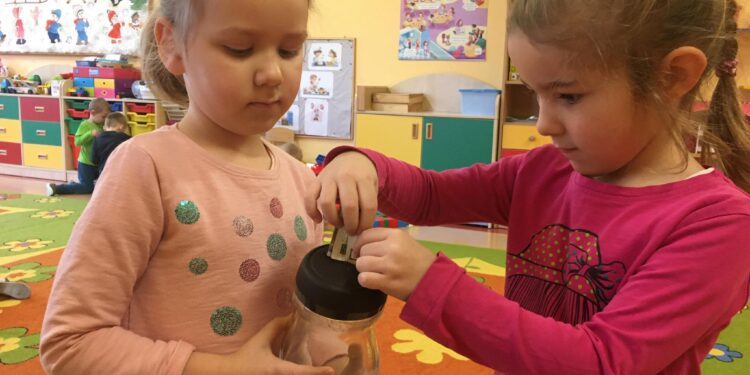 Sandomierz: Przedszkolaki kochają pomagać.