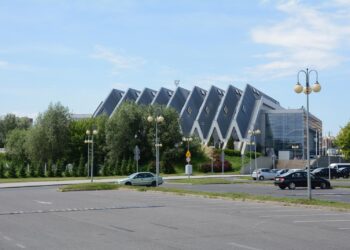 Region: Przygotowania do szczepień masowych.