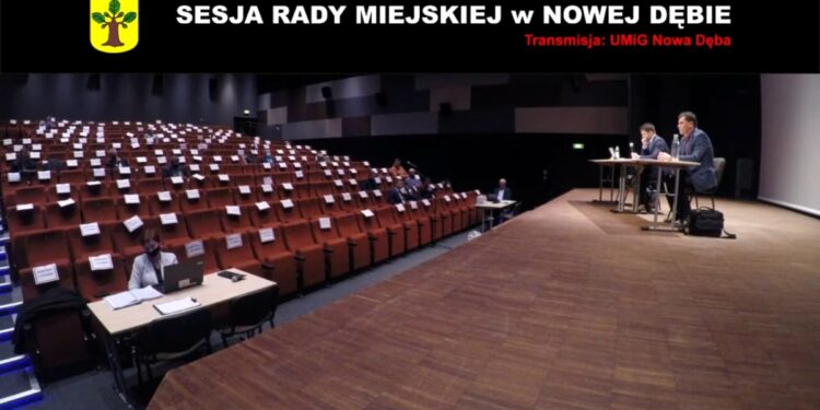 Nowa Dęba. Niższe diety dla części radnych