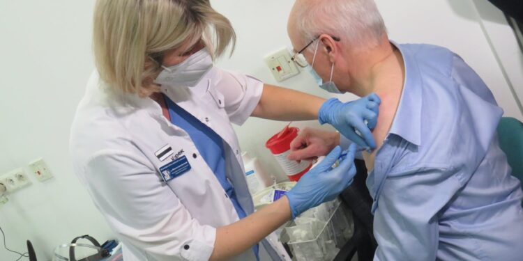 Ostrowiec Św.: Powstanie nowy punkt szczepień.