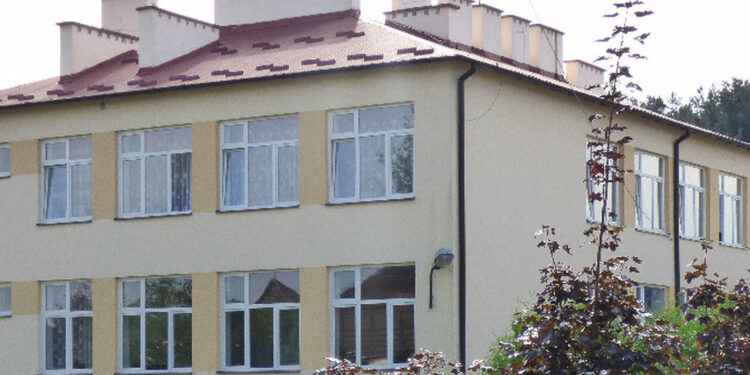 Zdziary: Dom Pomocy Społecznej powstanie w budynku po szkole.