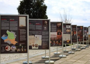 Sandomierz:  „Konstytucja 3 Maja” – wystawa plenerowa na dziedzińcu Zamku Królewskiego.