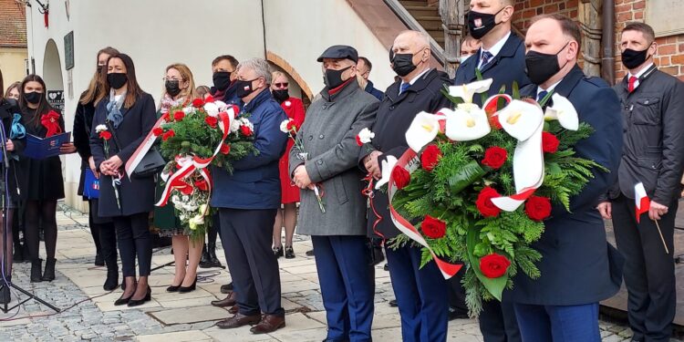 Sandomierz: „Ojczyzna daje nam tożsamość”.