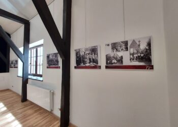 Zawichost: Wystawa archiwalnej fotografii przybliża historię OSP.