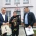 Sandomierz, Zawichost: Tysiąc kilometrów z plecakiem i kotem aby pomóc chorej dziewczynce.