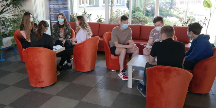 Gorzyce. Strefa wypoczynku w Zespole Szkół