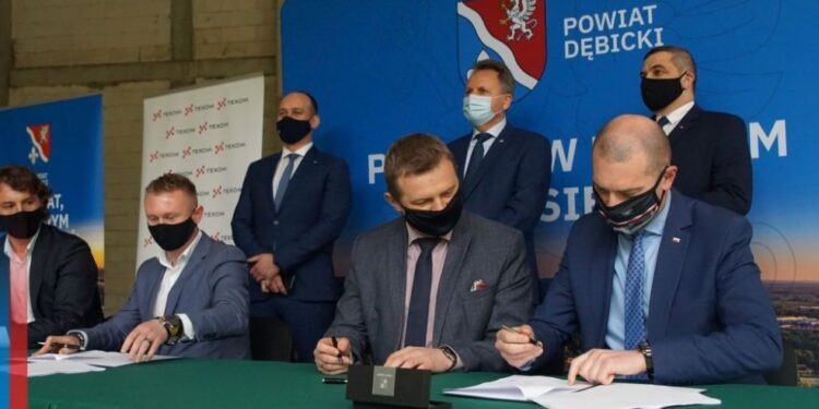 Dębica: Ostatni etap budowy  Zespołu Szkół Specjalnych w Dębicy.