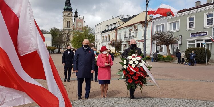 Tarnobrzeg. Święto Konstytucji 3 Maja.