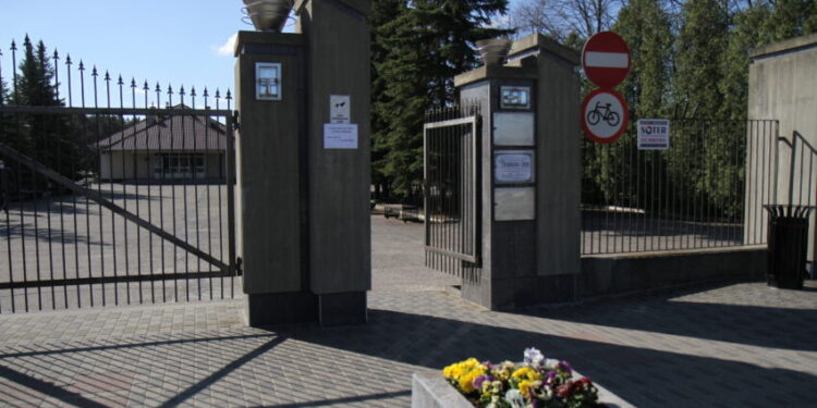 Mielec: Powstaną kolejne segmenty kolumbarium.