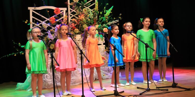 Mielec:   Koncert „Dla Ciebie Mamo”