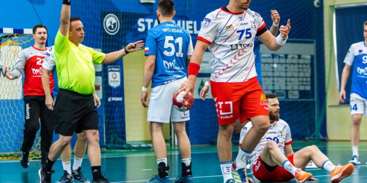 Mielec:   SPR Stal Mielec wygrywa niezwykle ważny mecz