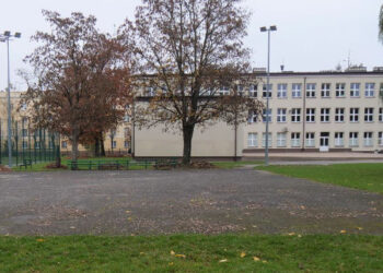 Stalowa Wola: PSP nr 4 w tym roku doczeka się boiska