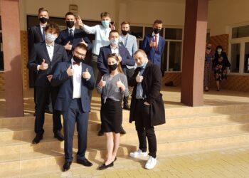 Tarnobrzeg. Drugi dzień matur.