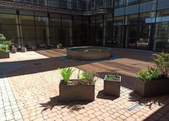 Stalowa Wola: Bibliotekarze na nowo urządzą patio