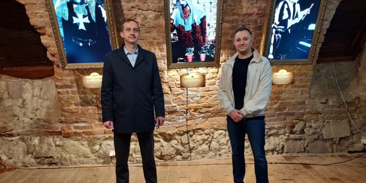 Sandomierz: Legendarna Komnata multimedialną szansą na kolejny turystyczny przebój. FOTOGALERIA