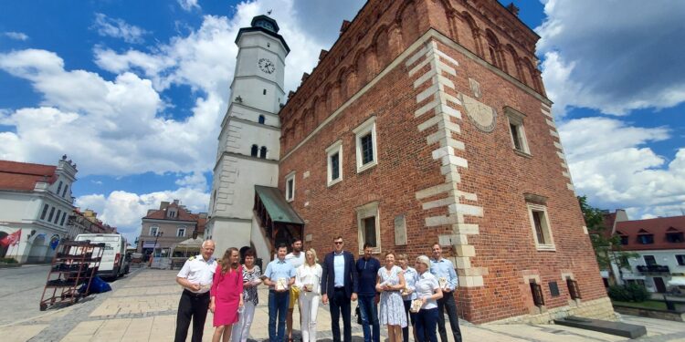 Sandomierz: Przedłużono akcję „Sandomierscy krewni z wyboru”.