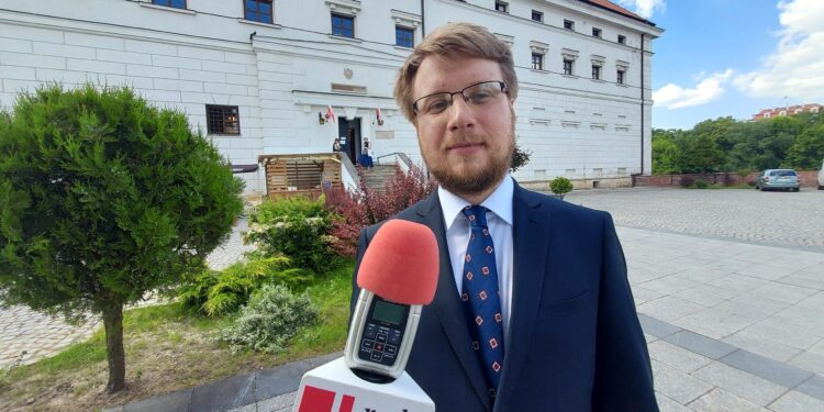 Sandomierz: Wystawa „Hetman” na zamkowym dziedzińcu.