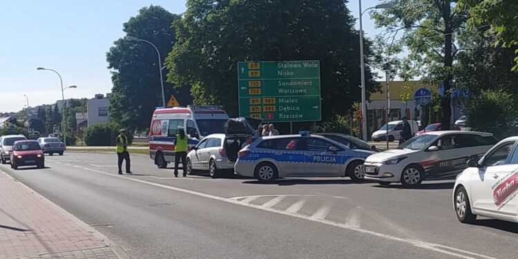 Tarnobrzeg: Utrudnienia w ruchu na Sienkieiwcza