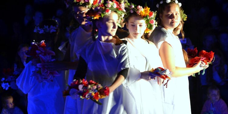 Tarnobrzeg. Taniec, światło i dźwięk nad Jeziorem Tarnobrzeskim