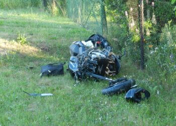Gorzyce: Motocyklista zabrany do szpitala, droga zablokowana