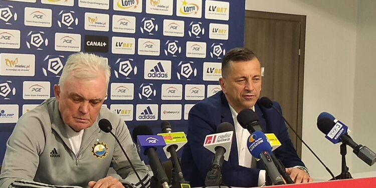 Mielec: Potrzebne są zmiany w strategii szkoleniowej.