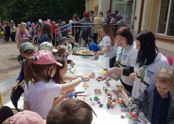 Tarnobrzeg. Minister kultury w Zamku Dzikowskim.