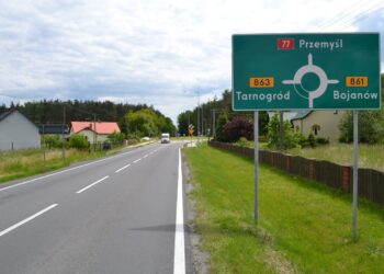 Kopki: Trwa przetarg na budowę chodnika na krajówce