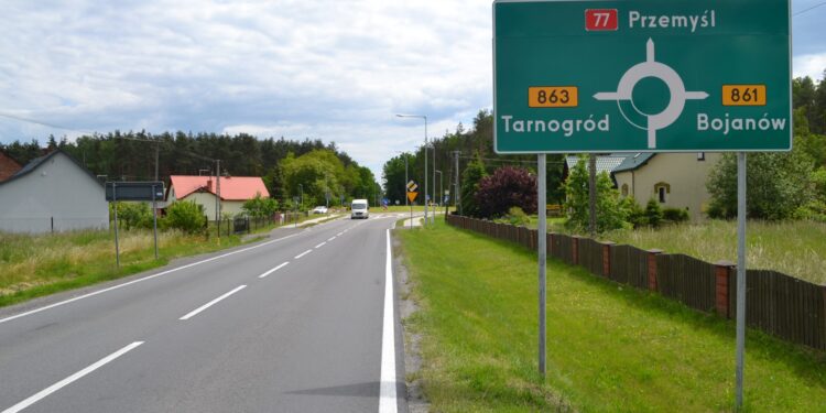 Kopki: Trwa przetarg na budowę chodnika na krajówce