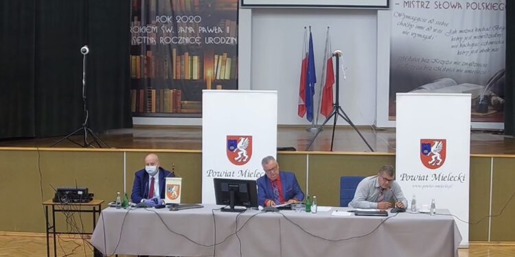 Mielec: Wycofanie  stanowiska  ideologii LGBT.