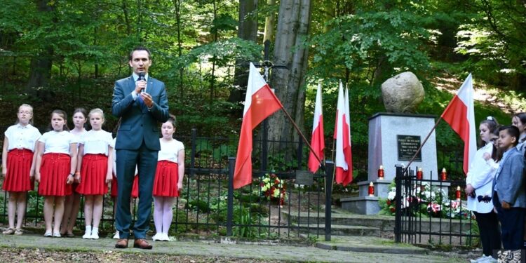 Dębica: Uczcili pamięć rozstrzelanych Polaków.