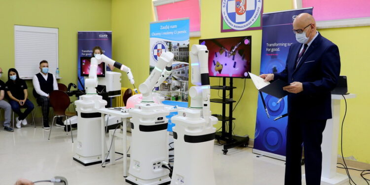 Mielec: Czy szpital pokusi się o robota Versius ?